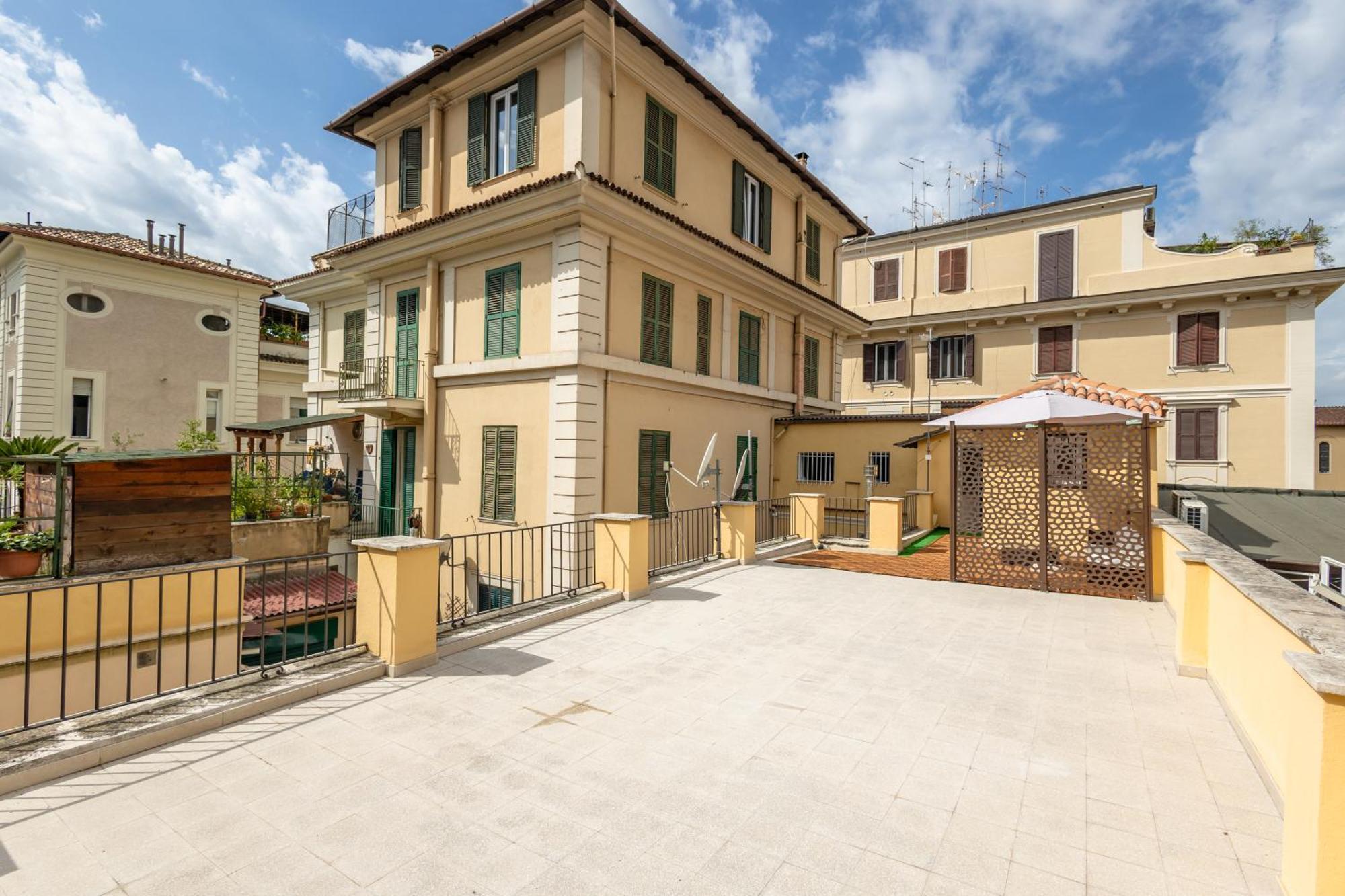 Jmartins Colosseo Suites Рим Екстер'єр фото