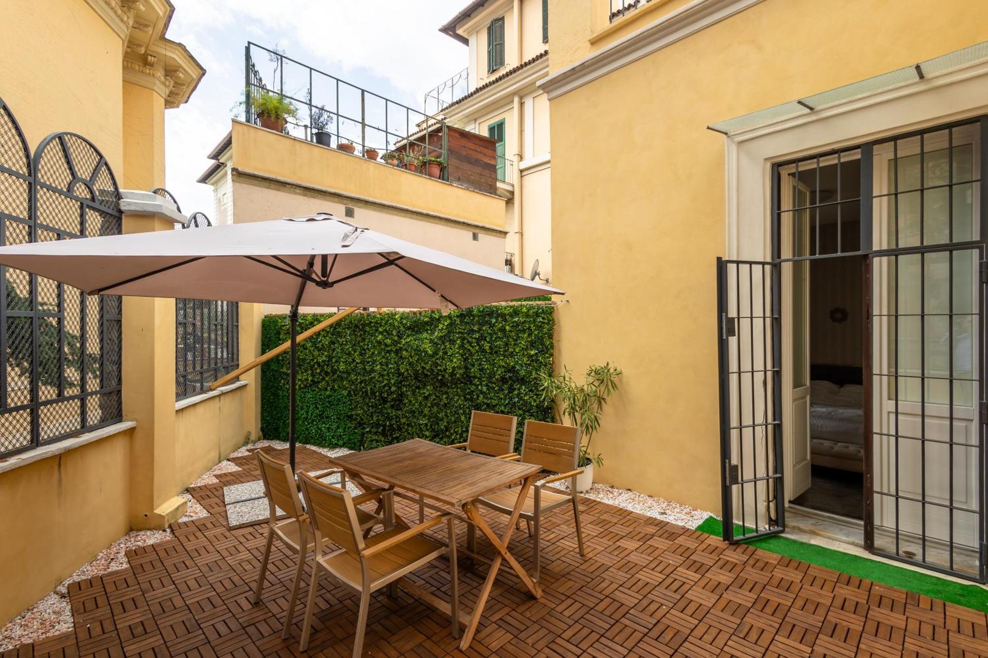 Jmartins Colosseo Suites Рим Екстер'єр фото