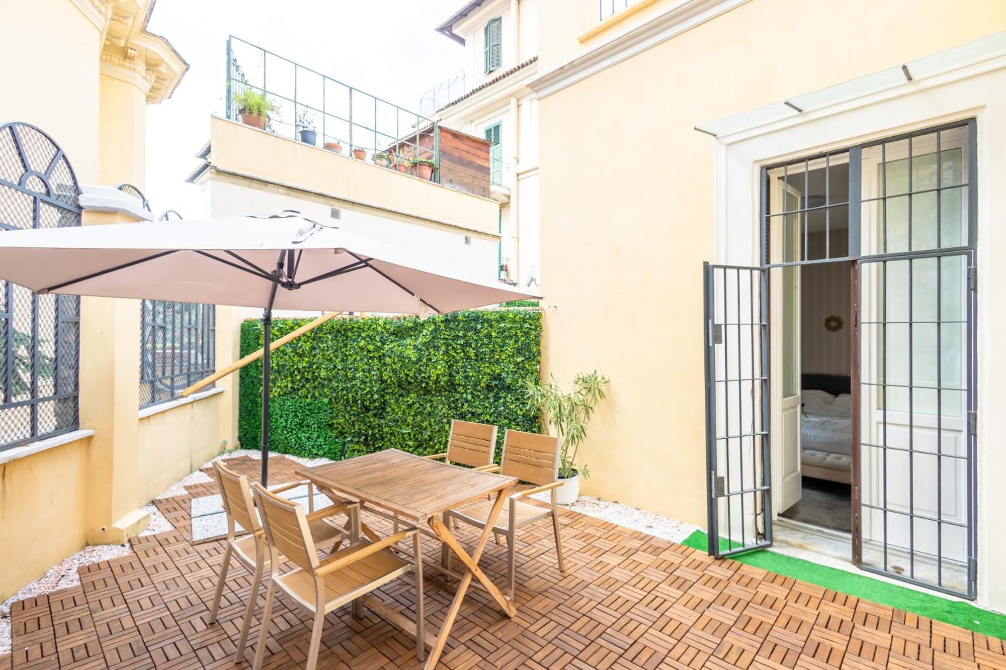 Jmartins Colosseo Suites Рим Екстер'єр фото
